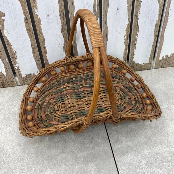 Vintage Woven Wicker Bamboo Beaded Basket - Philippines Made - Picture 1 of 9